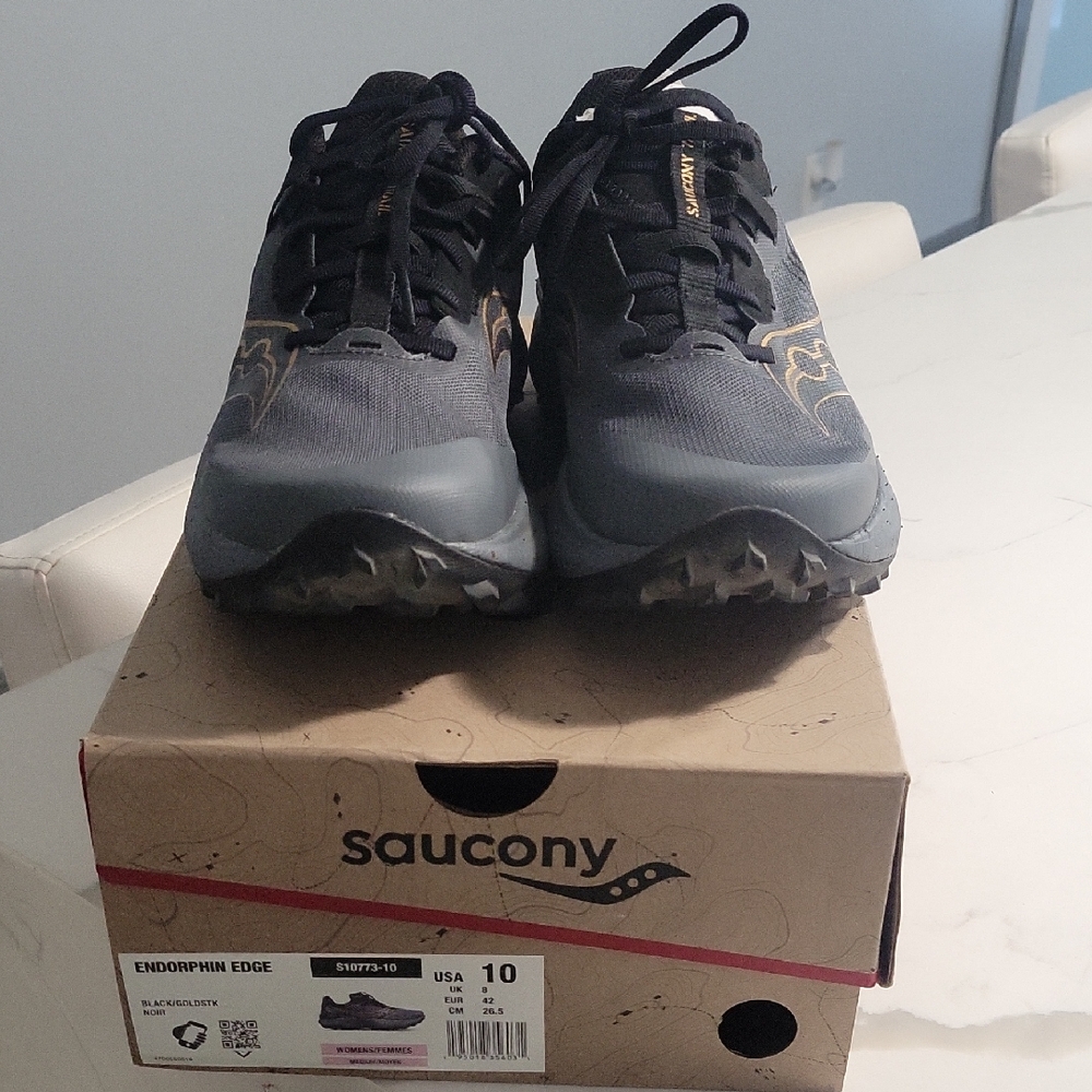 Saucony Endorphin Edge Black Sneakers